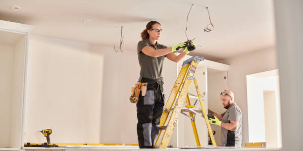 Best Licensed Electrician  in Saratoga Springs, UT